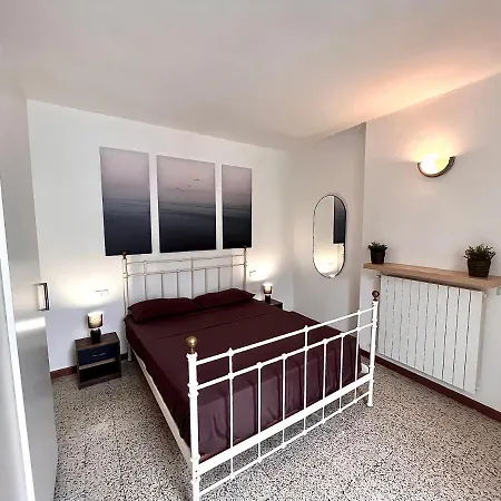 Piazza Vittoria Historic Netflix Penthouse Apartment